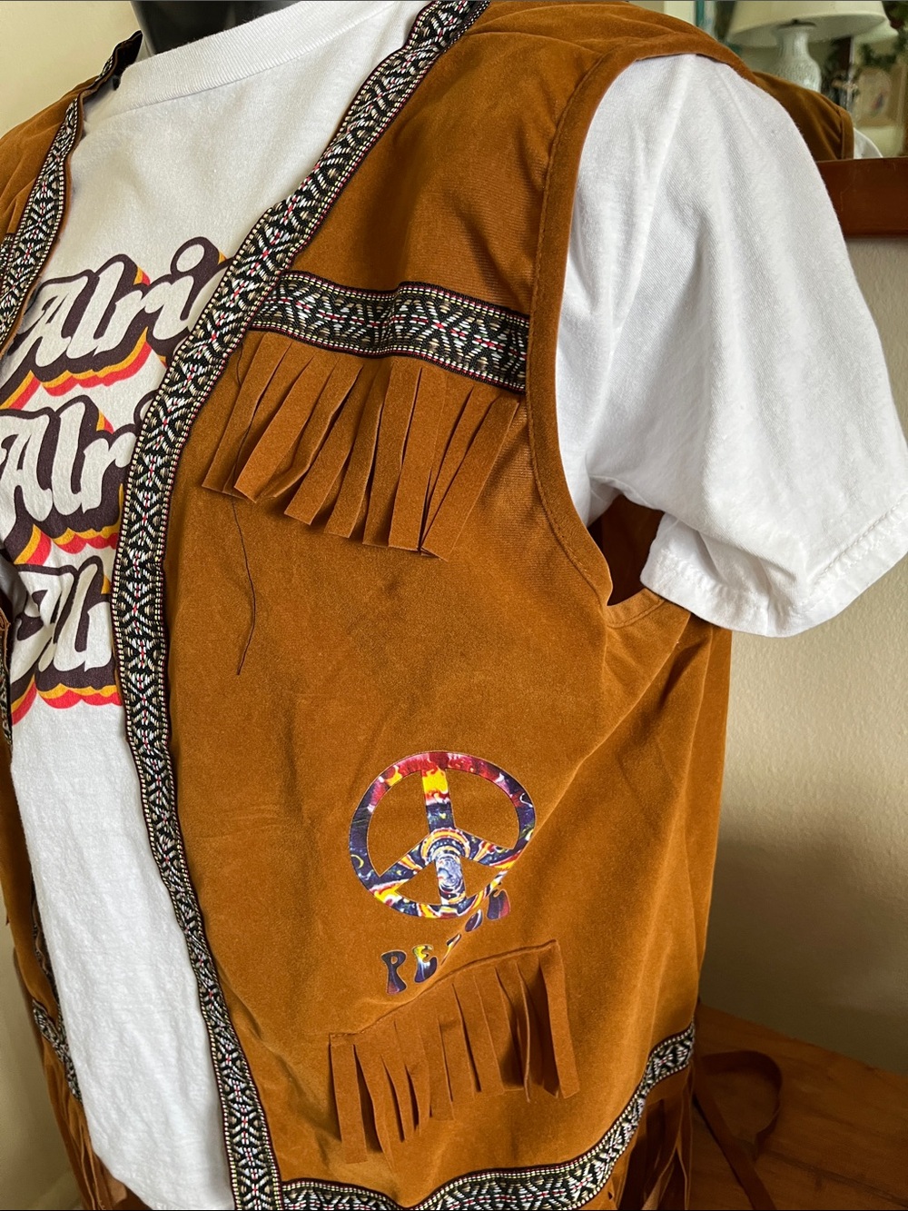 Hippie Costume Alright Alright Alright Retro Graphic Tee w/ Fringed Vest  Size M